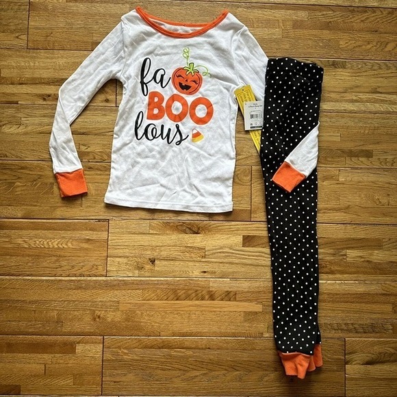 The Unbranded Brand Other - NWT Way To Celebrate Halloween Pajamas Size 6